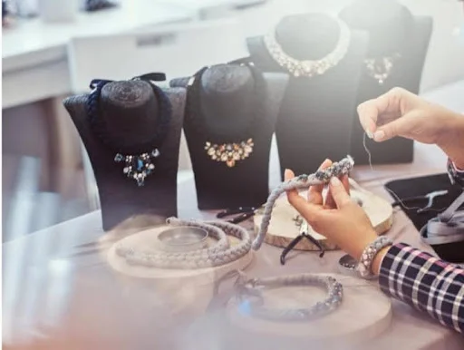 Buying Jewelry